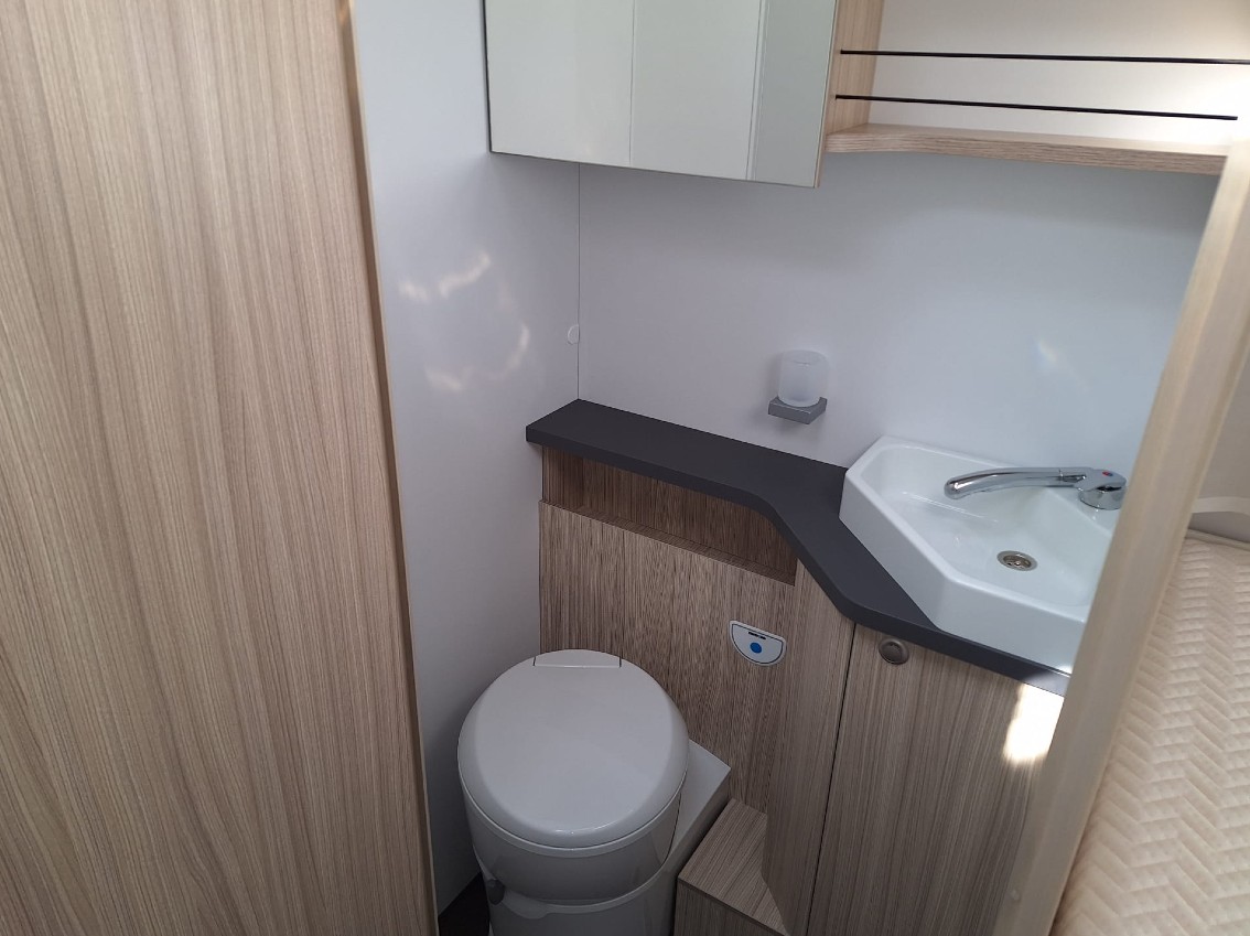 Sun Living S75SL - B