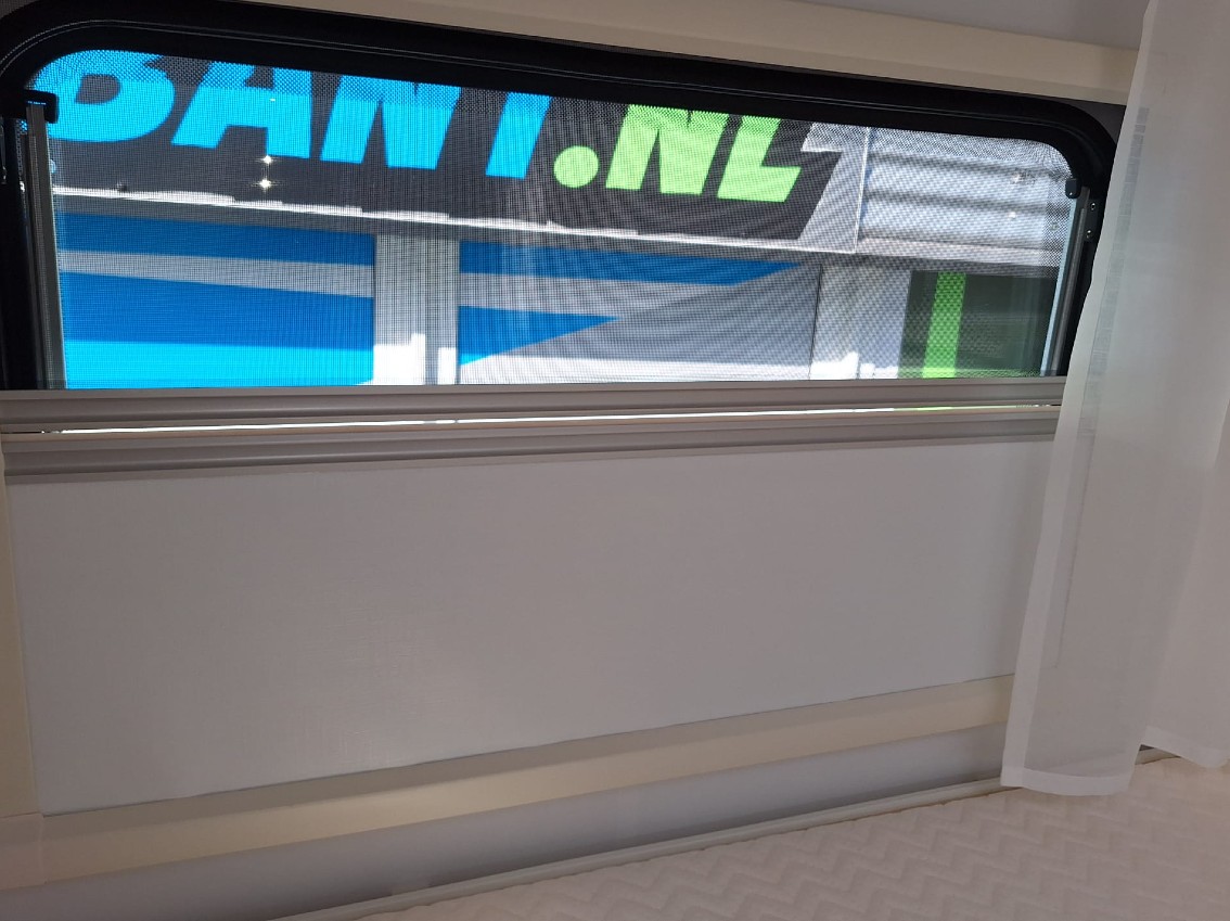 Sun Living S75SL - B