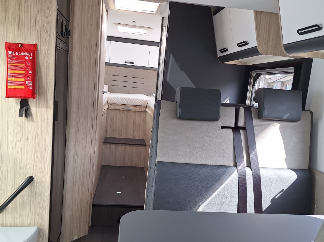 Sun Living S75SL - B