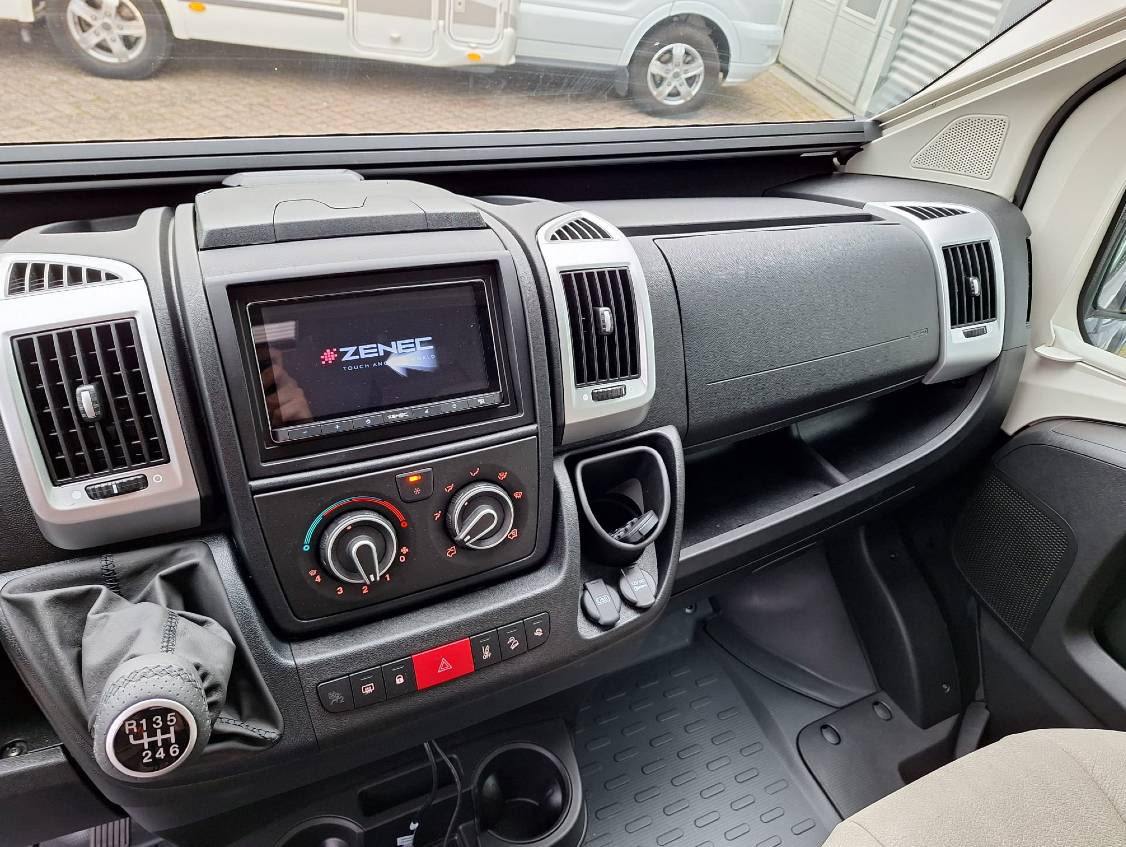 Sun Living buscamper V65SL